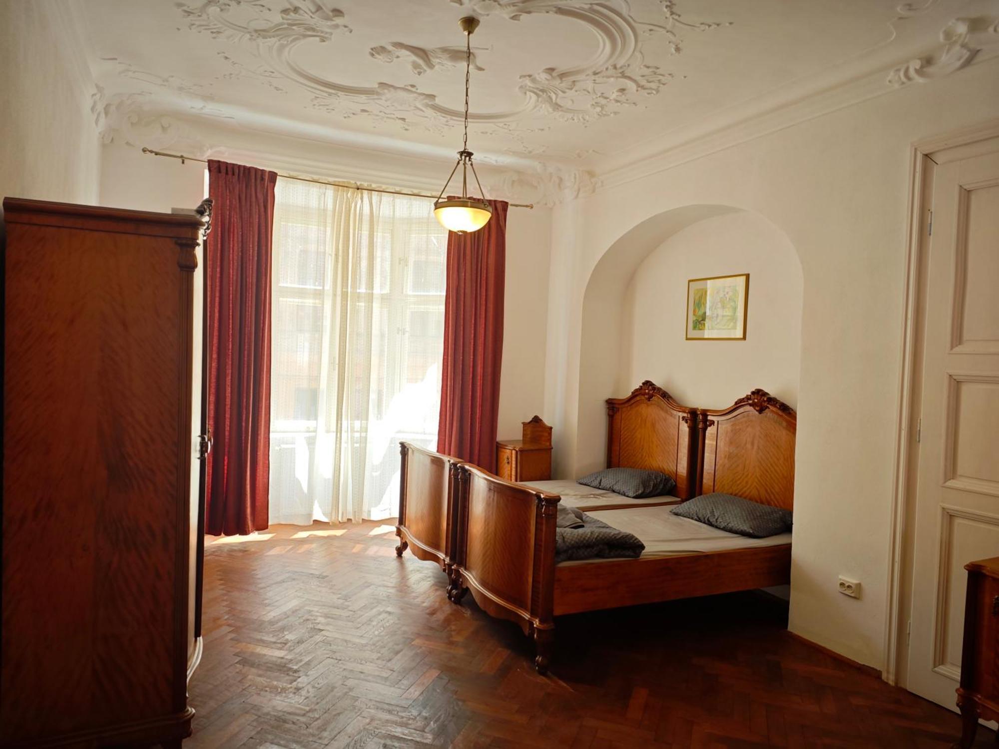 Clasic Studio Central Брашов Экстерьер фото