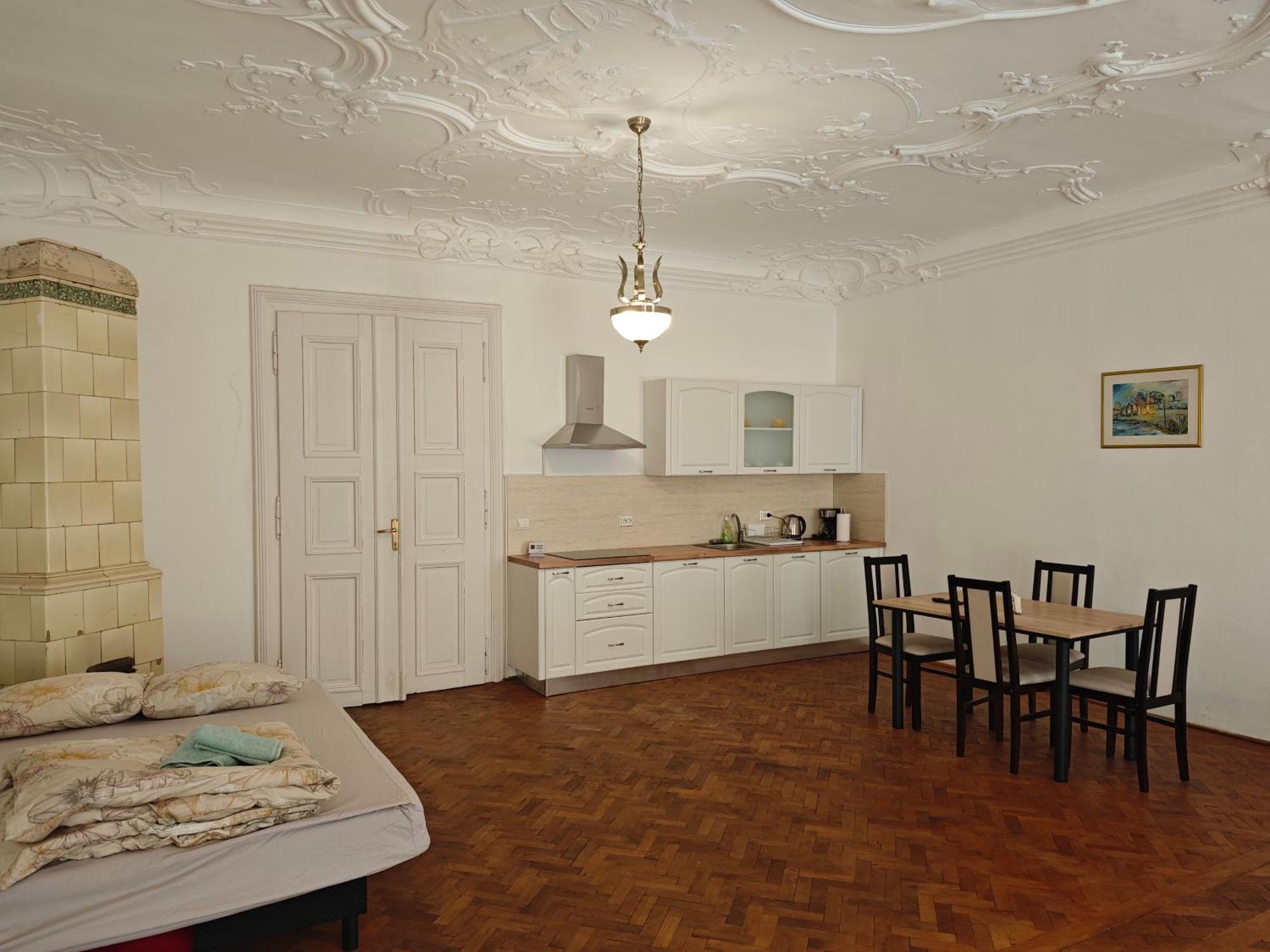 Clasic Studio Central Брашов Экстерьер фото